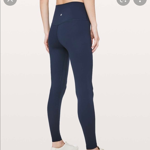 Navy blue size 6 aligns 25” - Picture 1 of 4